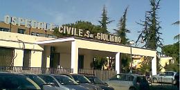 Quindicenne in minicar investe coetanea e fugge
