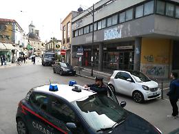 Melito, terrore in via Roma: assalto a portavalori e sparatoria