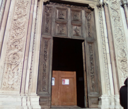 Roma. I Vescovi riaprono le chiese. Dopo la strigliata di Papa Francesco