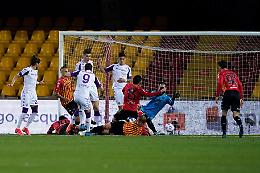 Brutto scivolone per il Benevento, la Fiorentina cala il poker ed espugna il Vigorito 