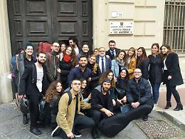 Il coro del San Carlo al carcere minorile di Airola
