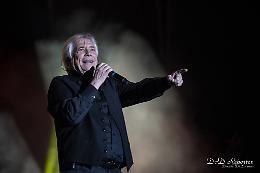 Nino D'Angelo torna live a Napoli, doppio sold out al Palapartenope per “il poeta che non sa parlare"