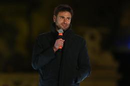 Di Battista, libro: «Grillo non la pensa più come me»
