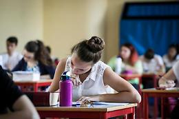 Maturità 2022, mascherine solo raccomandate