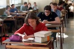 Si ricomincia: domani 8 milioni di studenti sui banchi