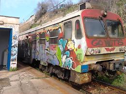 Deraglia treno della Cumana, paura tra i passeggeri