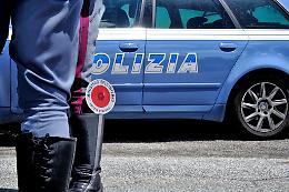 Sullo scooter senza casco né mascherina, sanzionati in 4
