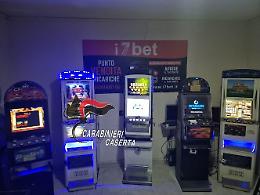Slot machine illegali e giochi elettronici proibiti, denunce e sequestri