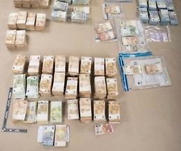 Qatargate, trovati 1,5 milioni di euro nelle case di Panzeri e Kaili