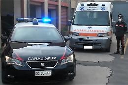 Donna trovata morta in casa: è giallo