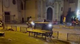 Piazza Santa Maria la Fede, residenti esasperati dalle baby gang