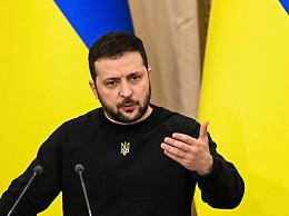 Ucraina, Zelensky: «Segnali fallimento nemico, battaglia per Soledar continua»