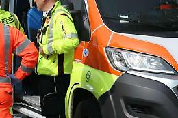 Muore investita da auto, alla guida figlia 15enne