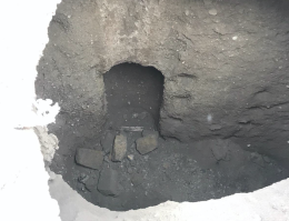 Ercolano, spunta tunnel borbonico durante i lavori per un'area giochi