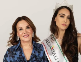 Miss Italia 2021, vince la napoletana Zeudi Di Palma