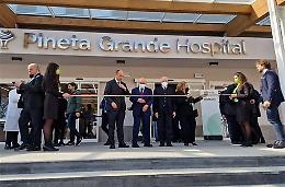 Pineta Grande Hospital, De Luca: eccellenza che compete con il Nord