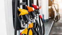 Caro carburanti, governo studia taglio prezzo benzina e diesel