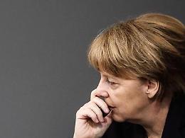 Intimidazione per Angela Merkel, testa di maiale lasciata davanti all'ufficio