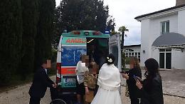 Malato di Sla, l'Asl lo trasporta in ambulanza al matrimonio del figlio