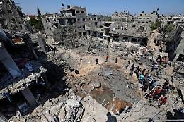 Gaza, Israele colpisce tunnel di Hamas: operazione continua