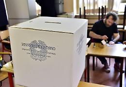 Elezioni, urne aperte in 18 comuni del Napoletano
