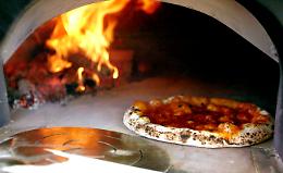 Pizzerie centenarie, cerimonia in Comune