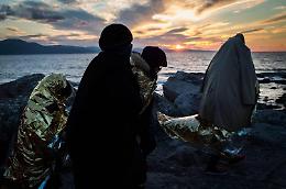 Affonda barcone di migranti al largo della Grecia, almeno 59 vittime