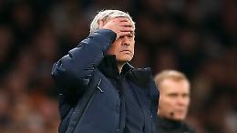 Mourinho a muso duro: "Manchester City graziato dal TAS, è una vergogna"