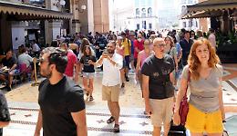 Covid in Italia, rallenta crescita contagi: report Gimbe