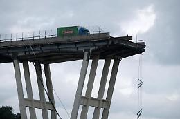 Cinque anni fa il crollo del ponte Morandi, Mattarella: un dovere fare giustizia