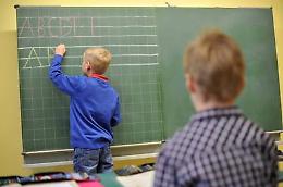 Scuola, un bambino su due rientra stressato