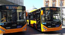 A Napoli scatta "Linea sicura": agenti della municipale su bus, metro e funicolari