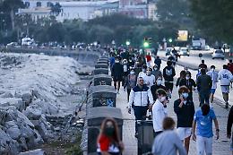 Ordinanza di De Luca, jogging sul lungomare dalle 6,30 alle 8