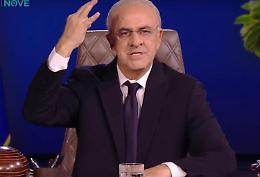 De Luca e l'imitazione di Crozza: «Mi ha rovinato la vita»