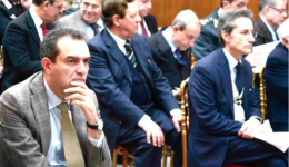 De Magistris: «Meglio Caldoro di De Luca»