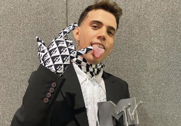 Aka 7even vince il Best Italian Act agli MTV EMAs 2021