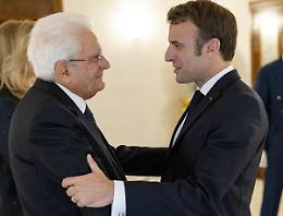 Mattarella e Macron a telefono: piena sintonia e collaborazione
