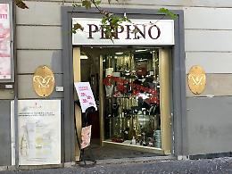 Vomero sempre più snaturato, chiude anche la profumeria Pepino