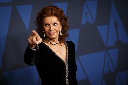 Sofia Loren tra i protagonisti di “Capri, Hollywood”, riceverà il “Legend Award”