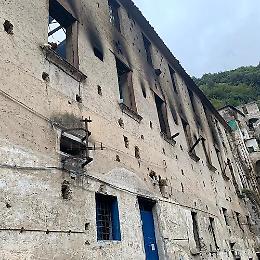 Costiera Amalfitana, crollo nell'ex cartiera di Minori