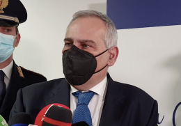 Violenza sulle donne, Giannini inaugura stanza d'accoglienza in Questura