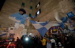 Maradona, a Napoli via alla raccolta fondi per realizzare opera d'arte