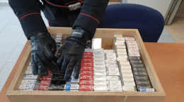 Pianura, 65 chili di sigarette in casa: arrestato 66enne
