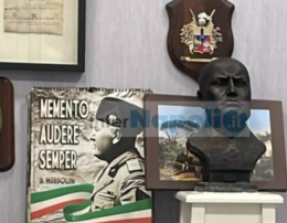 Busto di Mussolini al Cardarelli, l'ospedale avvia inchiesta
