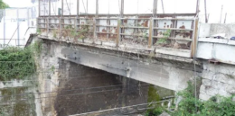 Sequestrato cavalcavia a rischio crollo sulla ferrovia Napoli-Cassino