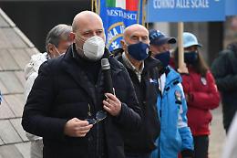 Stop sci fino al 5 marzo, rabbia Bonaccini: «Mai più»