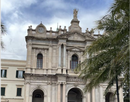 Pompei. Donne e bambini in fuga dall'Ucraina accolti dal Santuario