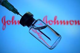 Covid, Johnson & Johnson: stop vaccinazioni in tutti gli studi clinici
