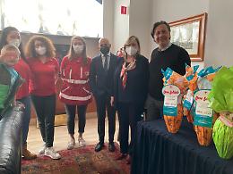 Trapanese consegna uova di Pasqua a bimbi ucraini