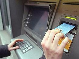 Blocco bancomat  e pos in tutta Italia: disagi per i consumatori